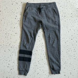 🔥 HURLEY - MEN’S GRAY DOUBLE STRIPE VARSITY JOGGER SWEATPANTS